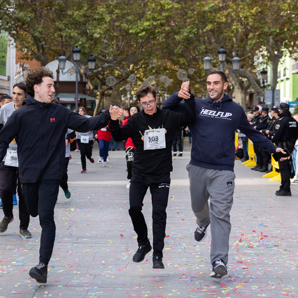 590060436_1271505381668021_3800585152330376940_n